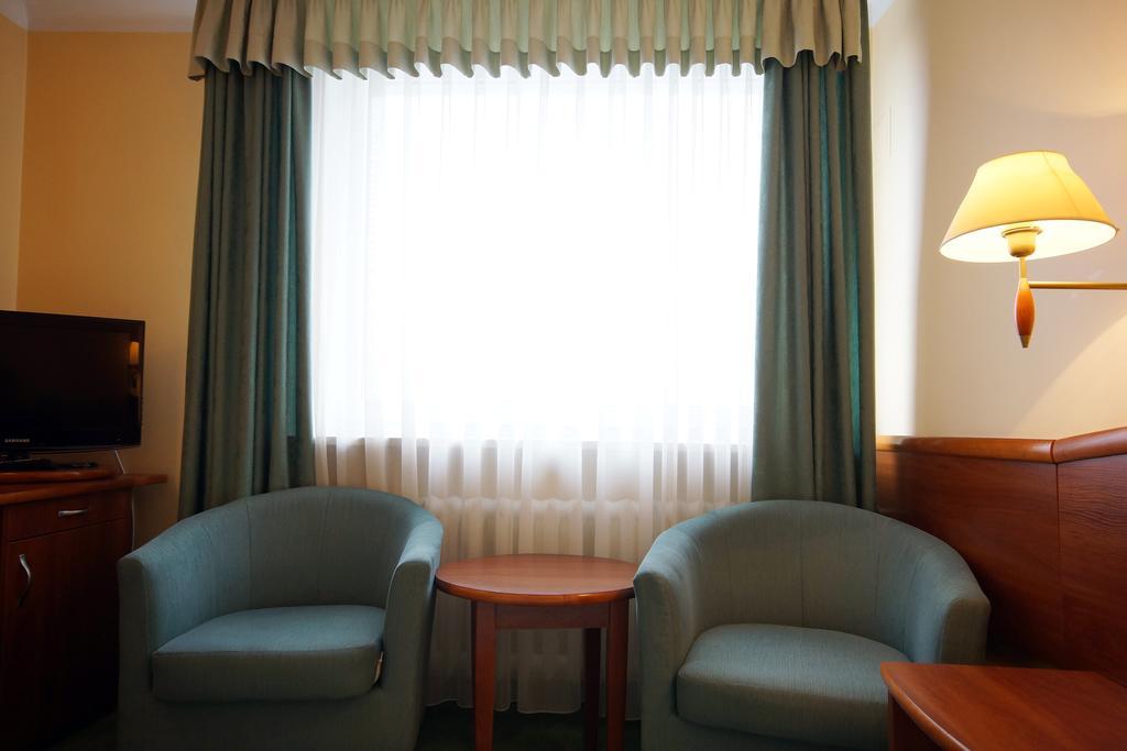 Hotel Kamena Chełm Buitenkant foto