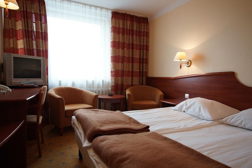Hotel Kamena Chełm Buitenkant foto