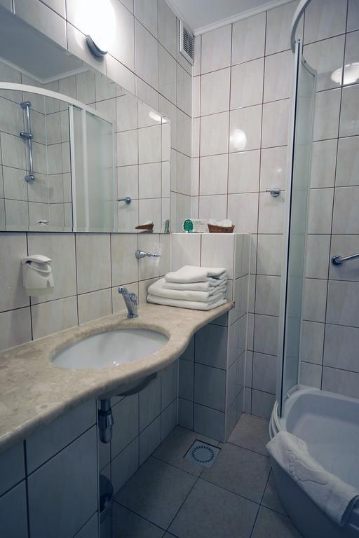 Hotel Kamena Chełm Kamer foto