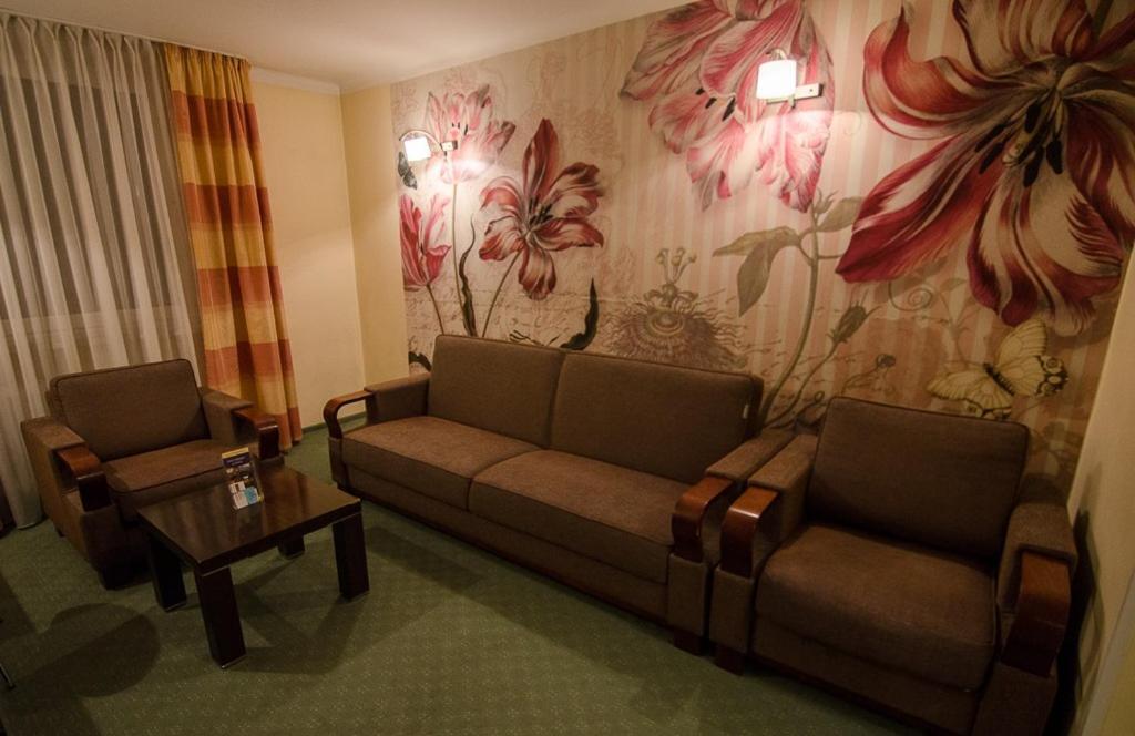 Hotel Kamena Chełm Buitenkant foto